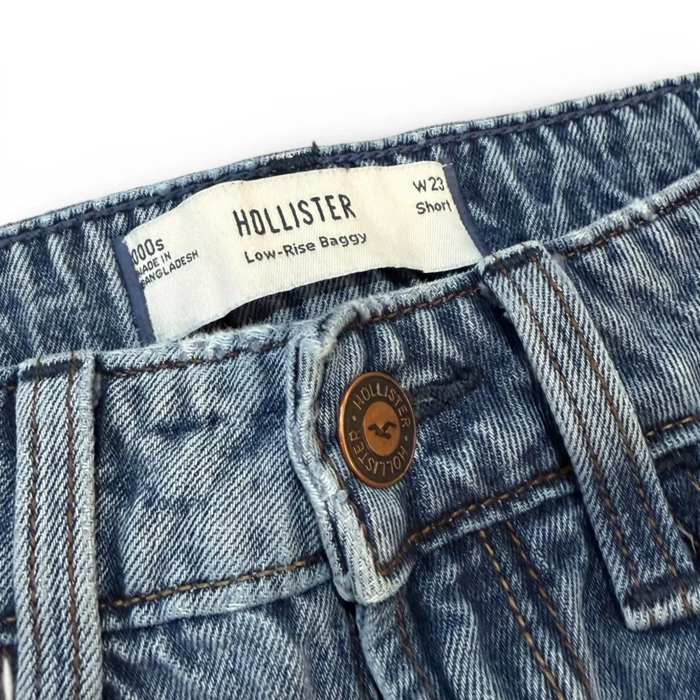Hollister Low Rise Baggy Jeans W23 Short Y2K Denim - Picture 3 of 3
